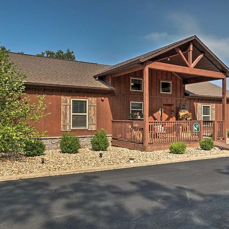 Branson West Cabin With Pool Access And Golfing Exteriör bild