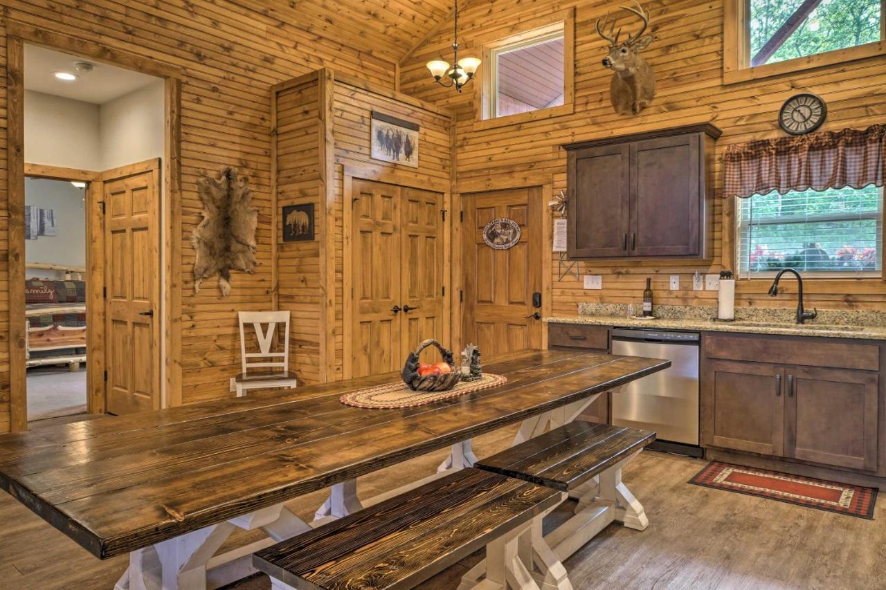 Branson West Cabin With Pool Access And Golfing Exteriör bild