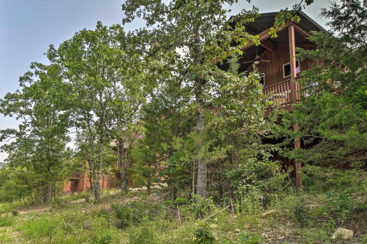Branson West Cabin With Pool Access And Golfing Exteriör bild