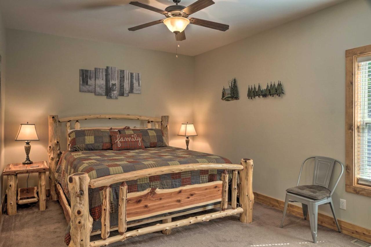 Branson West Cabin With Pool Access And Golfing Exteriör bild